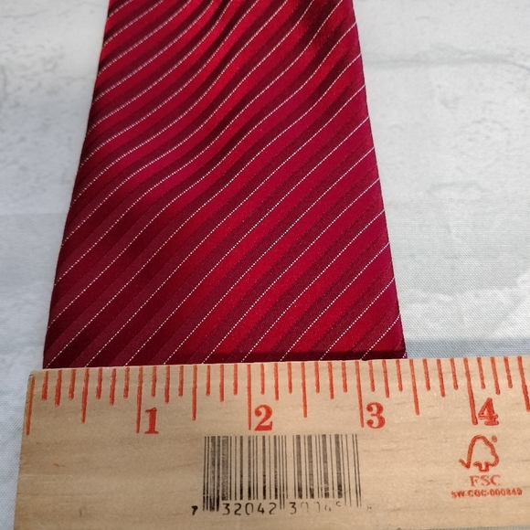 Sean John Men's Silk Necktie Tie Red Striped Formal Business Wear - Picture 6 of 13